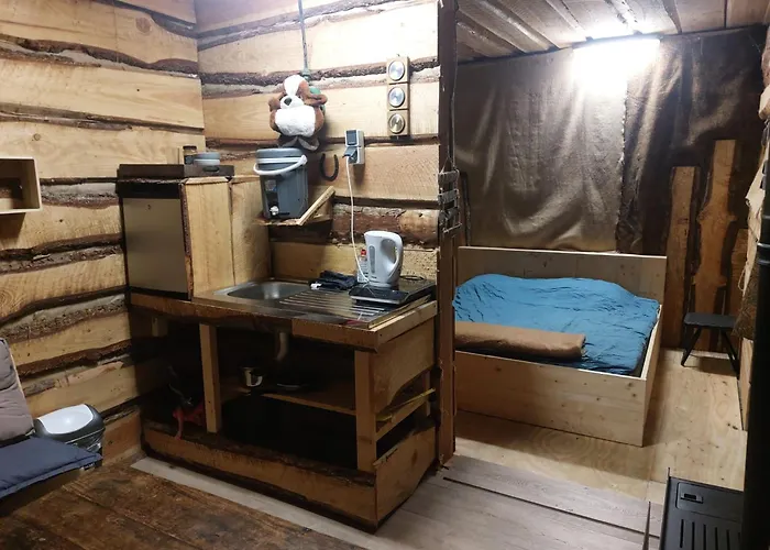 Back To Basic Camping Zwaanshoek